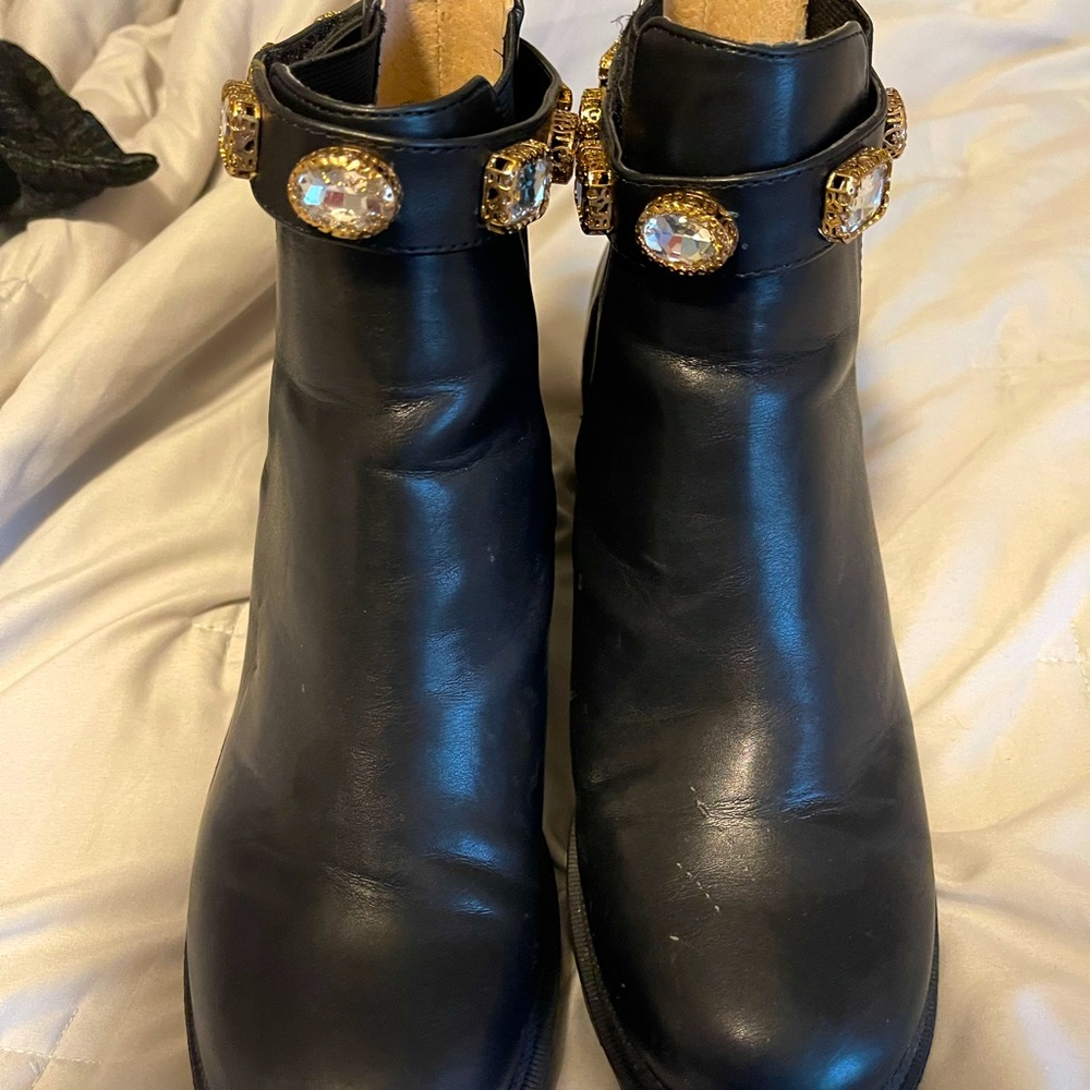 Steve Madden Amulet Black